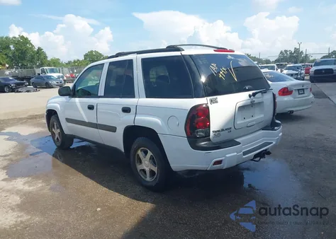 2005 Chevrolet Trailblazer Ls from USA, damaged, VIN 1GNDS13S752193331